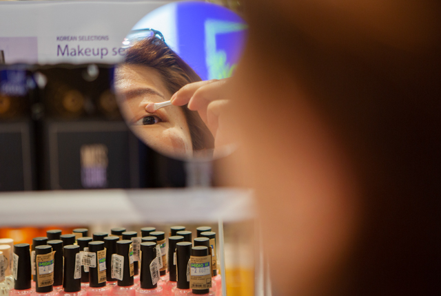 p20-21-weekly-loreal-01-1.jpg