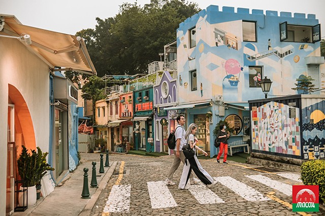 p20-21-weekly-macao-01.jpg