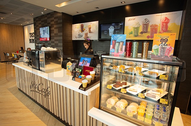 p20-21-weekly-mccafe-03.jpg