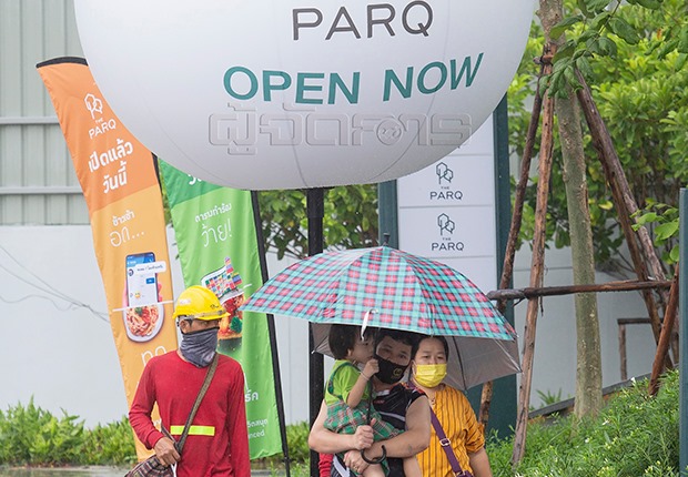 p20-21-weekly-theparq-02.jpg