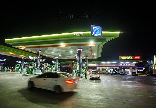 p20-21-weekly-tops-03.jpg