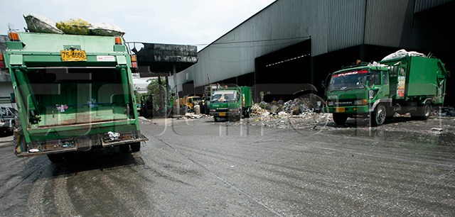 p20-21-weekly-waste-04.jpg