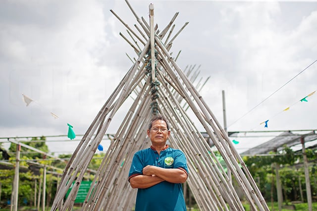 p22-23-weekly-angoon-01.jpg