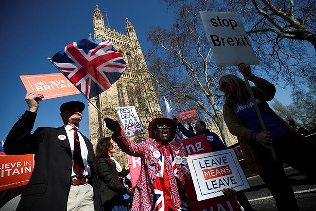 p22-23-weekly-brexit-01.jpg