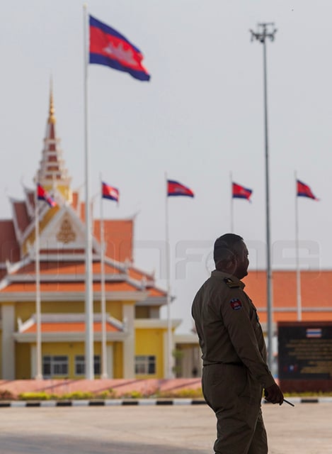 p22-23-weekly-cambodia-03.jpg