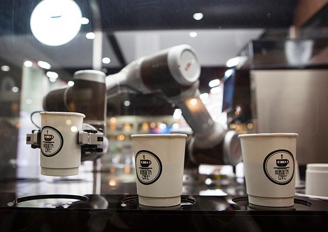 p22-23-weekly-coffee-01.jpg