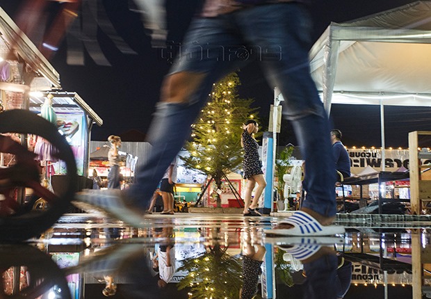p22-23-weekly-communitymall-01.jpg