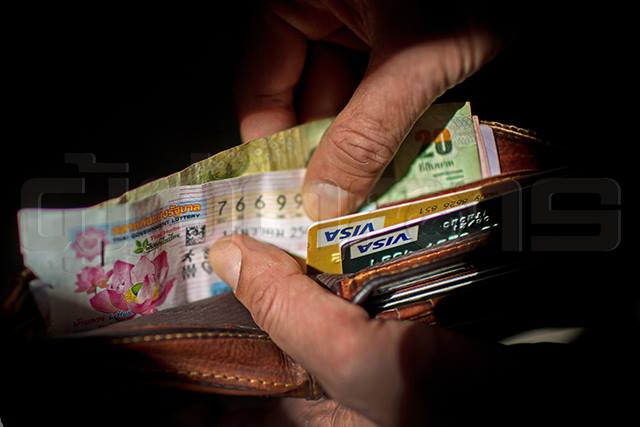 p22-23-weekly-debt-03.jpg