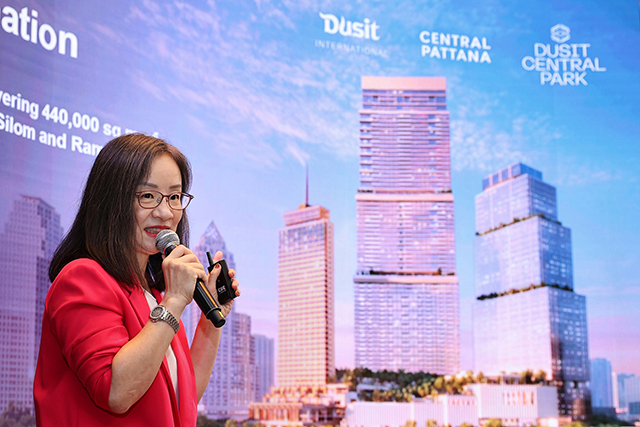p22-23-weekly-dusit-02.jpg