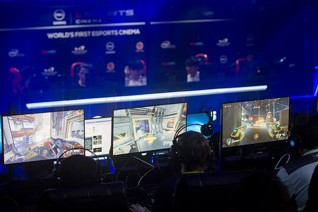 p22-23-weekly-esport-03.jpg