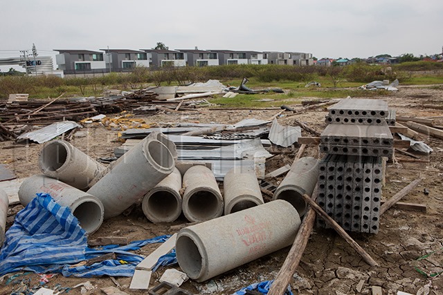 p22-23-weekly-estate-03.jpg
