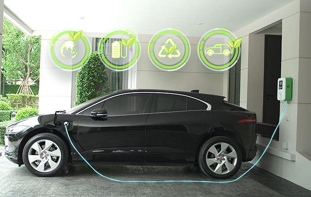p22-23-weekly-ev-03.jpg