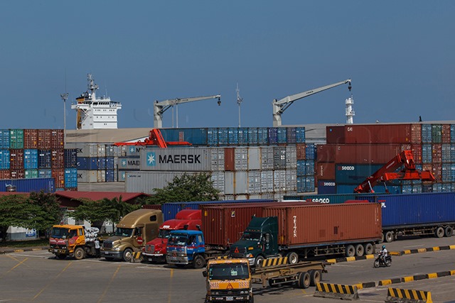 p22-23-weekly-export-04.jpg