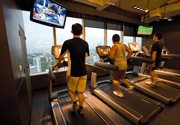 p22-23-weekly-fitness-02.jpg