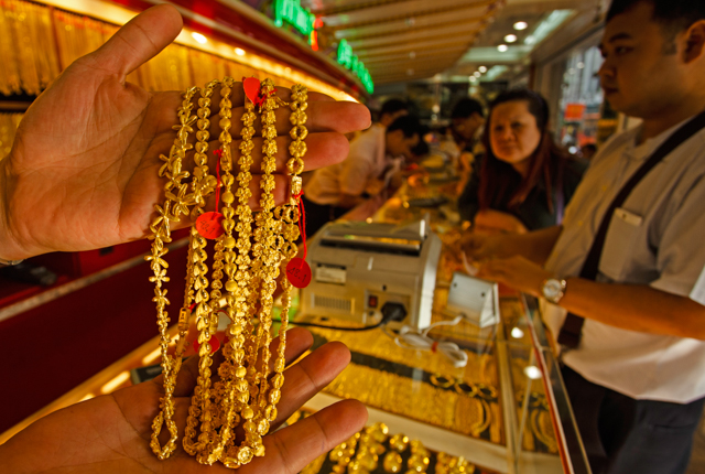 p22-23-weekly-goldprice-04.jpg