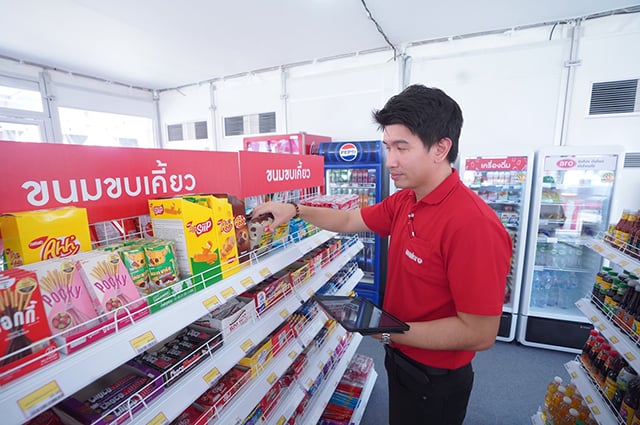 p22-23-weekly-grocery-03.jpg