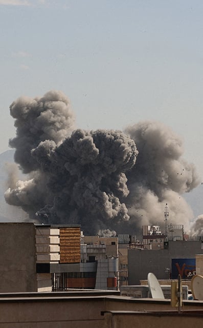 p22-23-weekly-iran-02.jpg