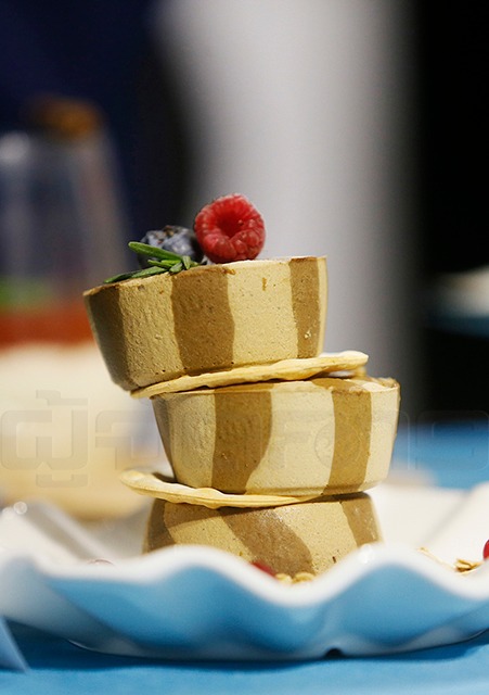 p22-23-weekly-itc-03.jpg