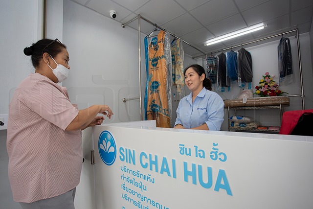 p22-23-weekly-laundry-02.jpg