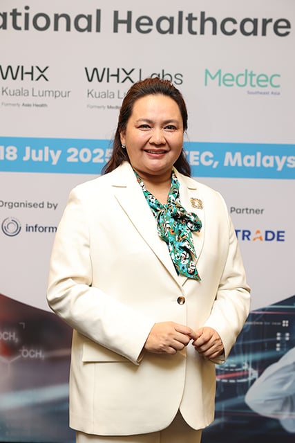 p22-23-weekly-malaysia-02.jpg