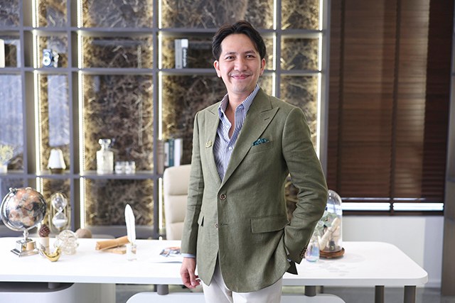 p22-23-weekly-posh-01.jpg