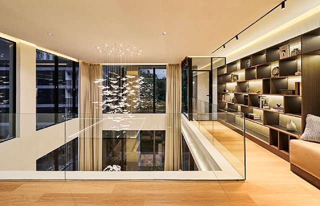 p22-23-weekly-posh-03.jpg