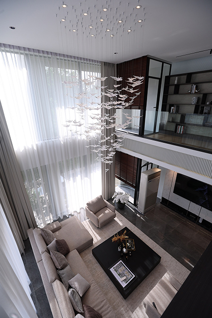 p22-23-weekly-posh-05.jpg