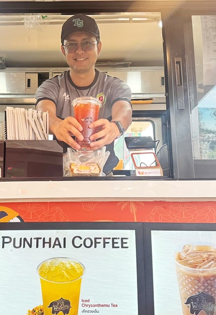 p22-23-weekly-punthai-04.jpg