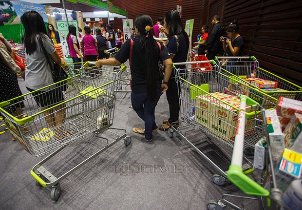 p22-23-weekly-retail-03.jpg