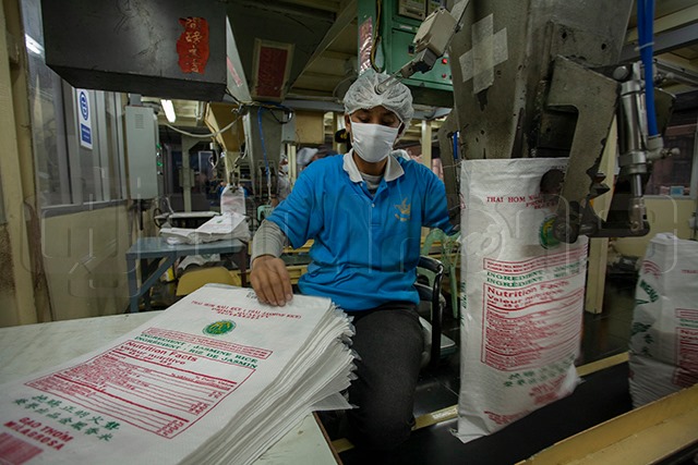 p22-23-weekly-rice-01.jpg