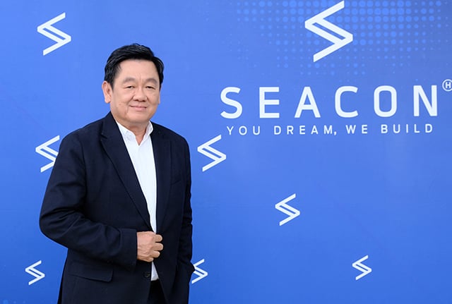 p22-23-weekly-seacon-01.jpg