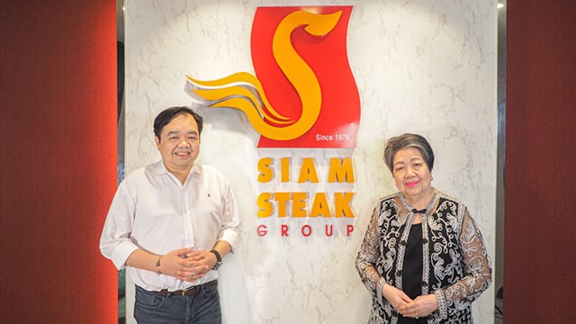 p22-23-weekly-siamsteak-03.jpg