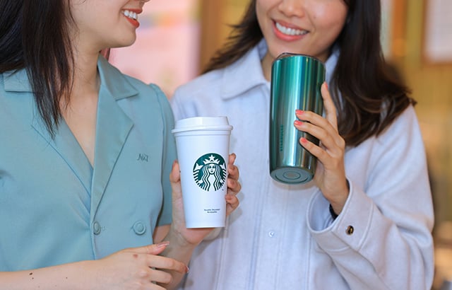 p22-23-weekly-starbucks-01.jpg