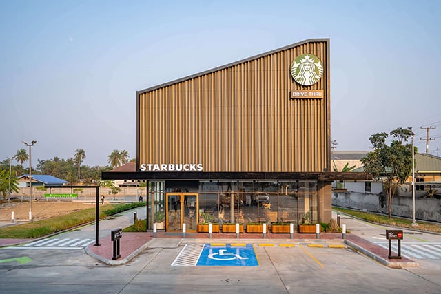 p22-23-weekly-starbucks-05.jpg