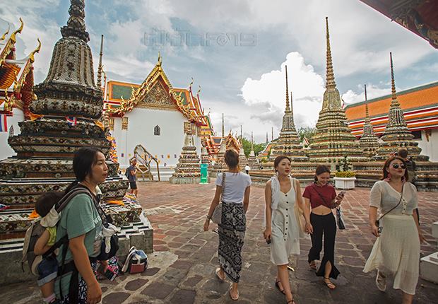 p22-23-weekly-tour-01.jpg