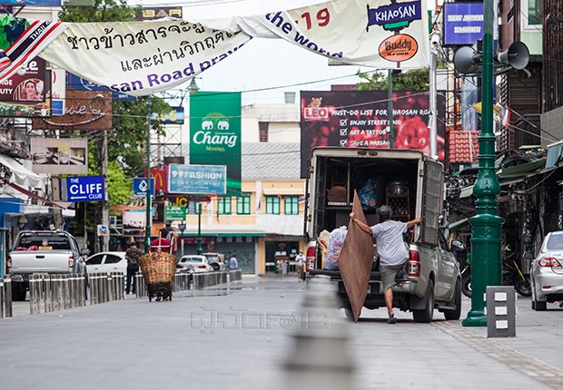 p22-23-weekly-tourism-03.jpg