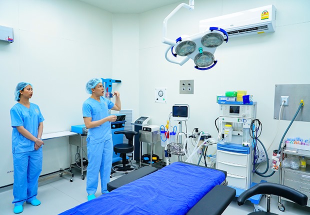 p22-23-weekly-whospital-03.jpg