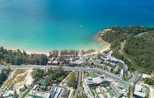 p24-weekly-beach-01.jpg