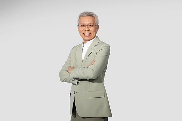 p24-weekly-ch-01.jpg