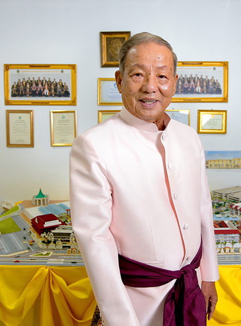 p24-weekly-chaiwat-01.jpg