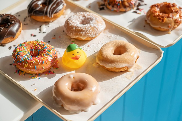 p24-weekly-duckdonuts-03.jpg