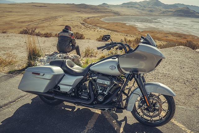 p24-weekly-harley-01.jpg