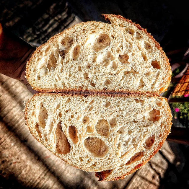 p24-weekly-sourdough-02.jpg
