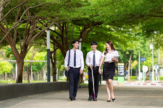 p24-weekly-thammasat-3.jpg