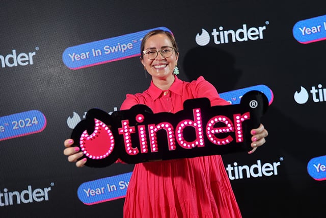 p24-weekly-tinder-01.jpg