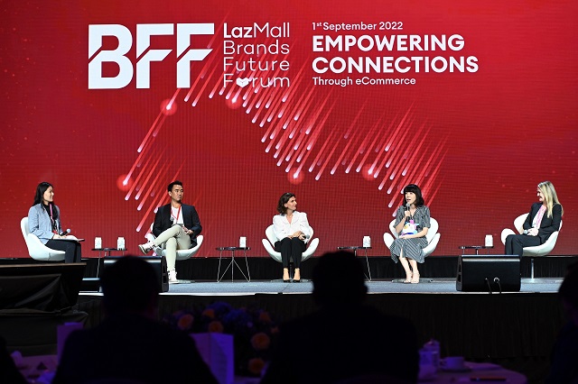 Panel-discussion-with-LazMall’s-top-brands-led-by-Nike-Estee-Lauder-Philips-Domestic-Appliances-and-PG.jpg