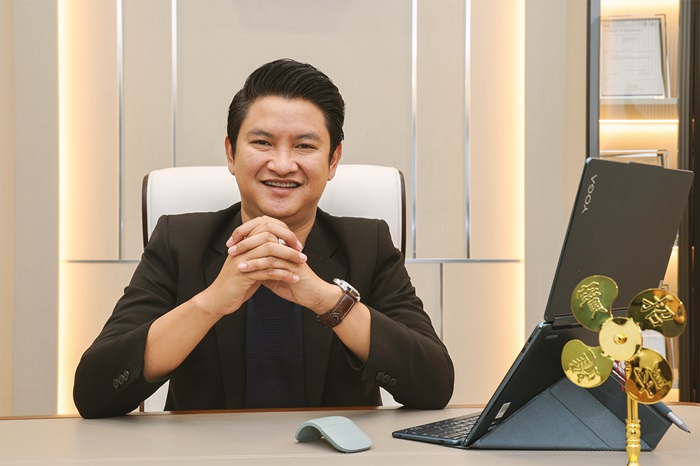 Photo-ฐานพงศ์1-Copy.jpg
