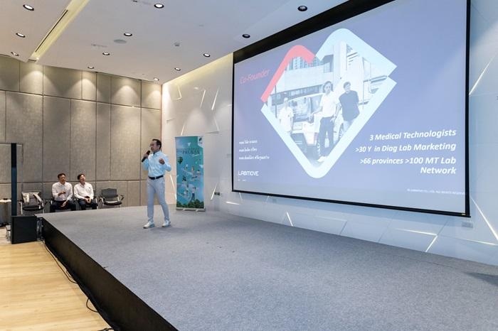 pruksaaccel-5.jpg