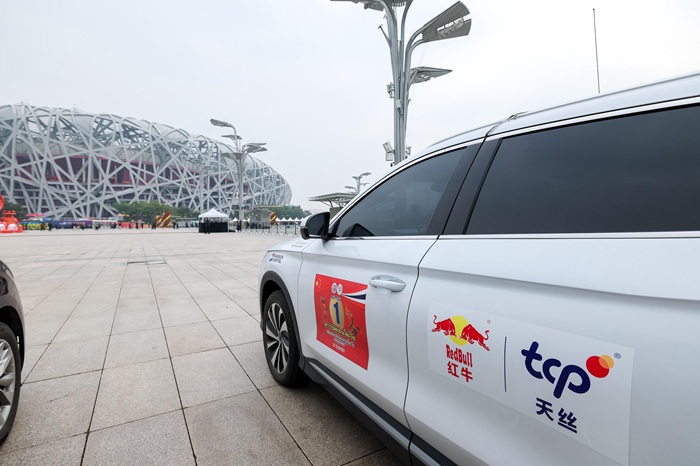 Red-Bull-Thai-Chinese-Friendship-Caravan_005_0.jpg