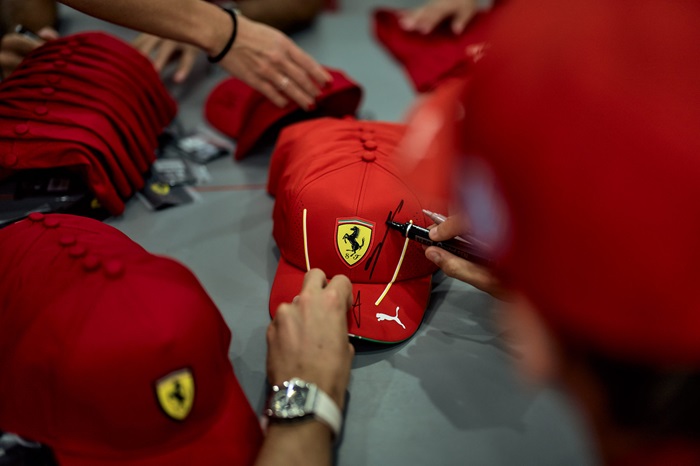 Shell_Ferrari_02_0.jpg